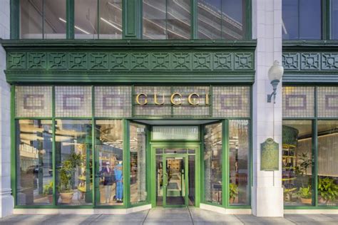 Gucci stores locations